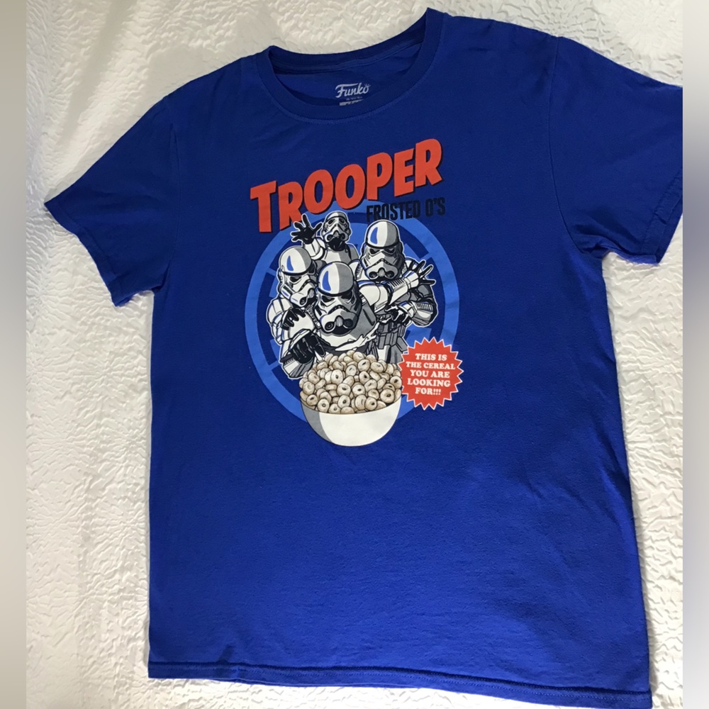 ❤️2x$10❤️Funko Pop StarWars Trooper Frosted O’s T-shirt
